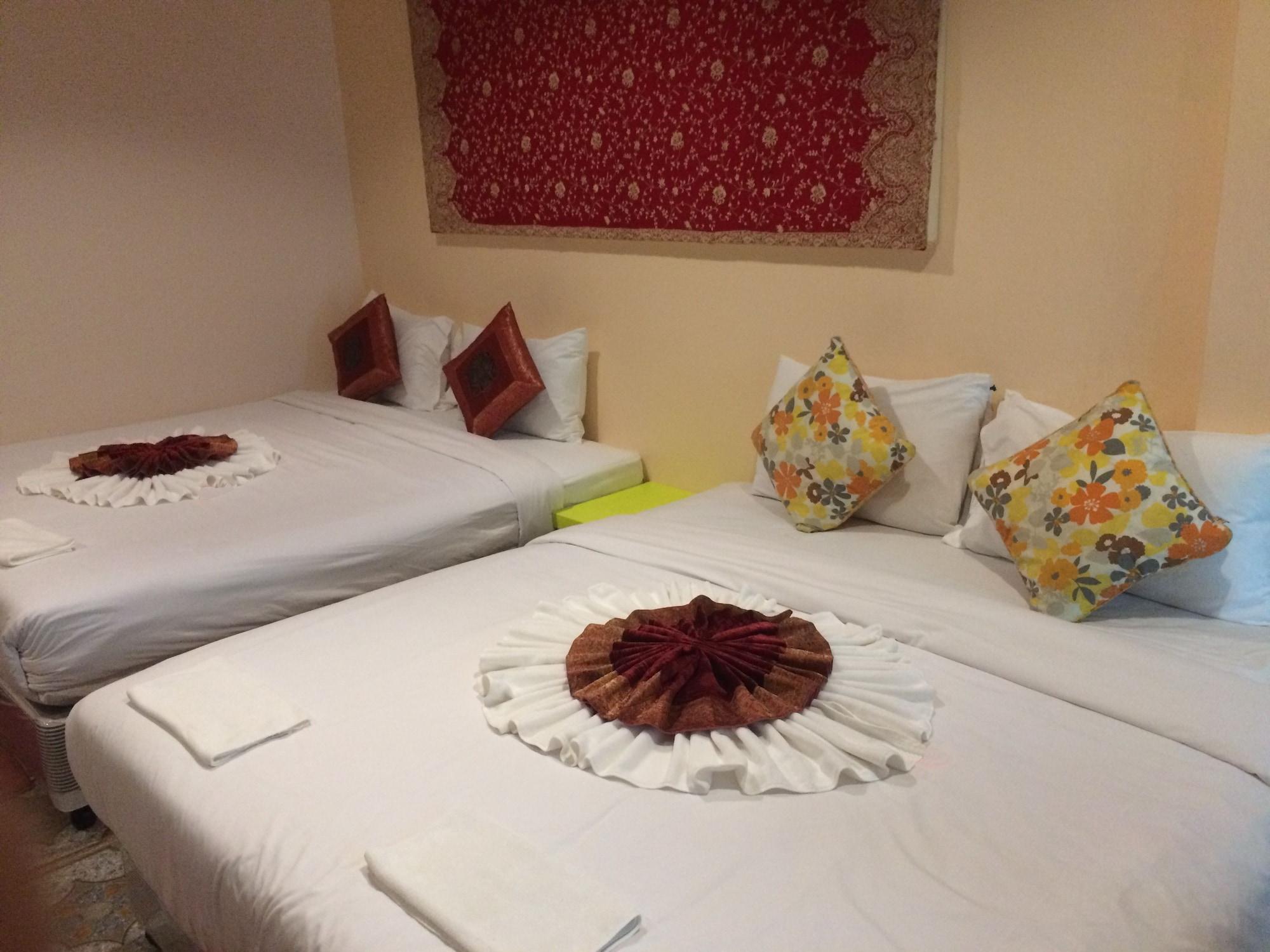 Goldsea Beach Patong Exterior foto