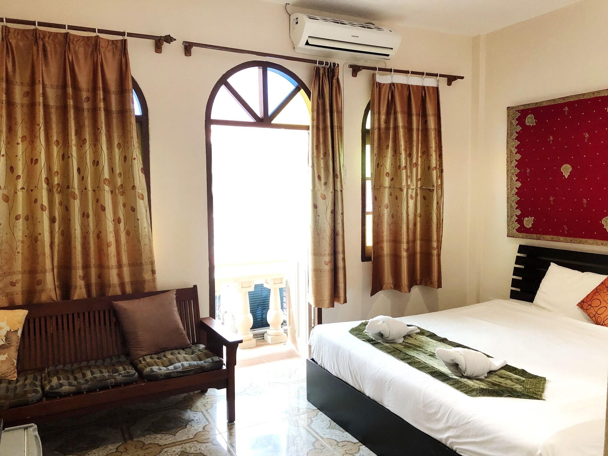 Goldsea Beach Patong Exterior foto