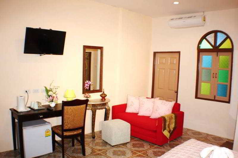 Goldsea Beach Patong Exterior foto