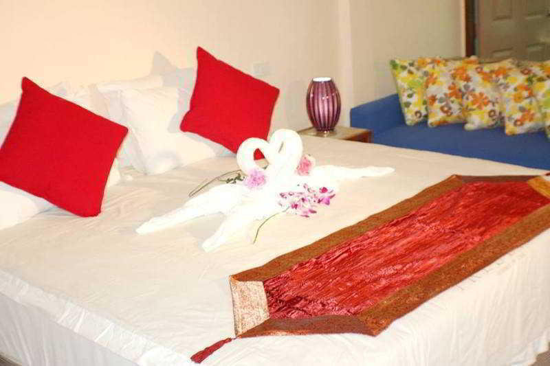 Goldsea Beach Patong Exterior foto