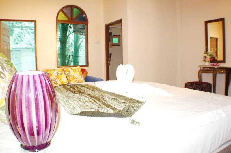 Goldsea Beach Patong Exterior foto