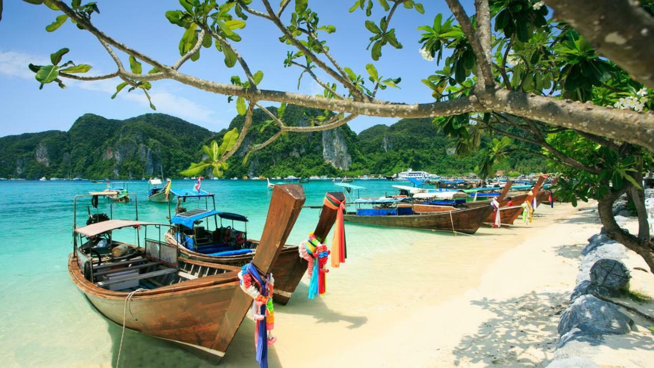 Goldsea Beach Patong Exterior foto