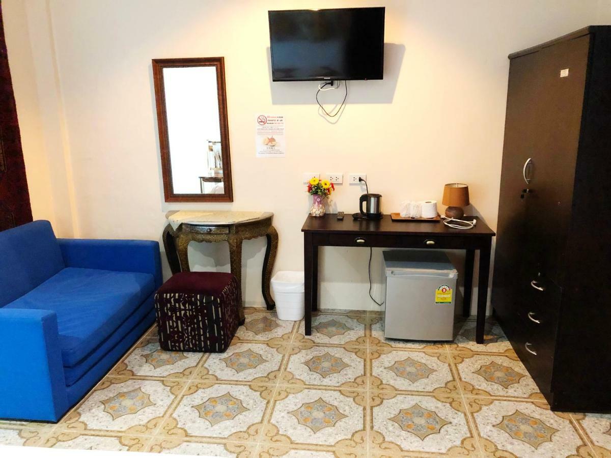 Goldsea Beach Patong Exterior foto